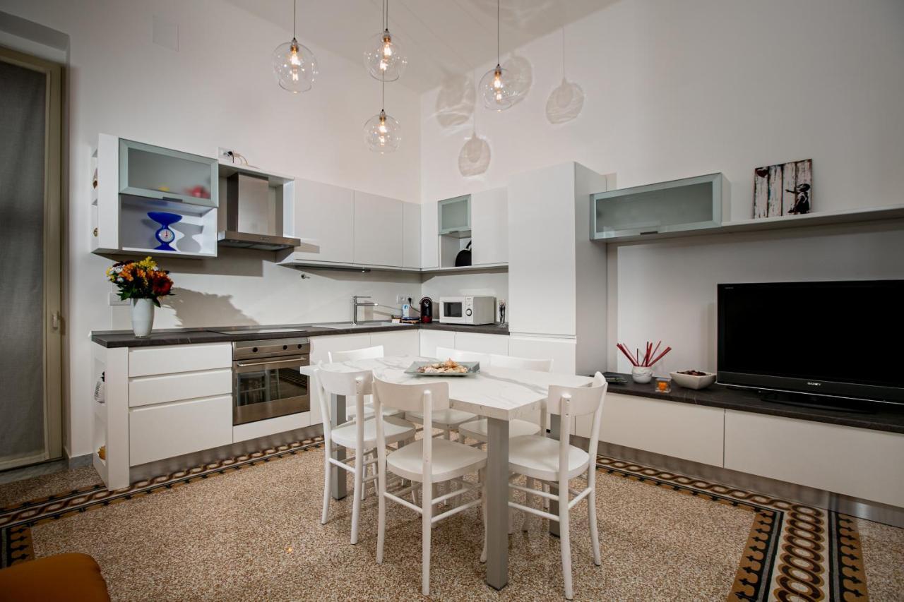 Abate Luxury Interno 3 Lägenhet Bari Exteriör bild